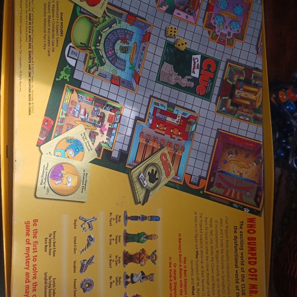 SIMPSONS CLUE EDITION - Picture 2 of 4
